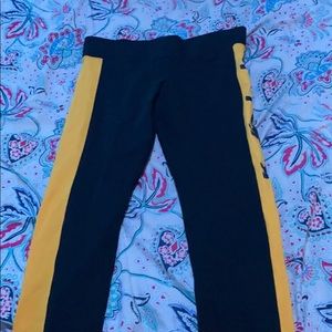 Black and yellow PINK leggings